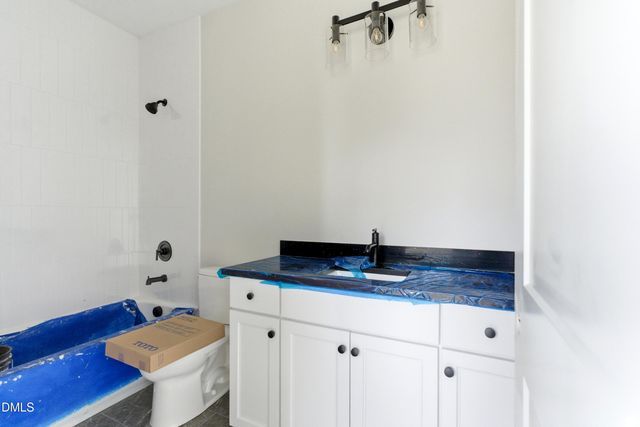 720 Noble Town Way 101, Raleigh, NC 27603