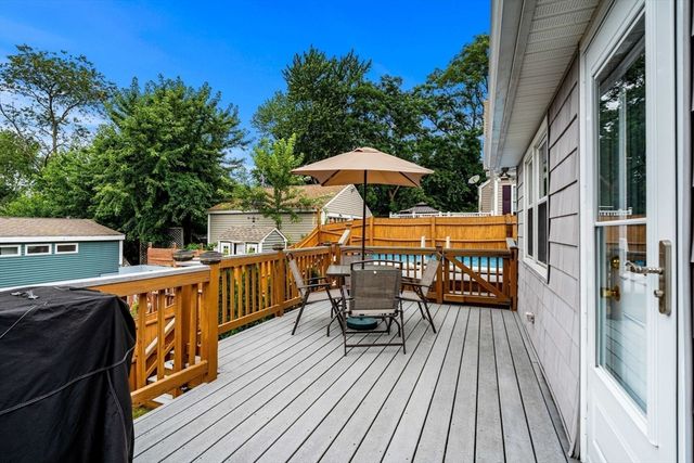 37 Home Street, Peabody, MA 01960