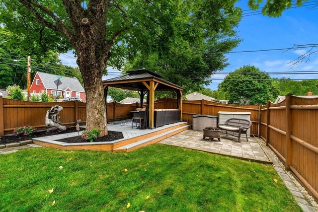 37 Home Street, Peabody, MA 01960