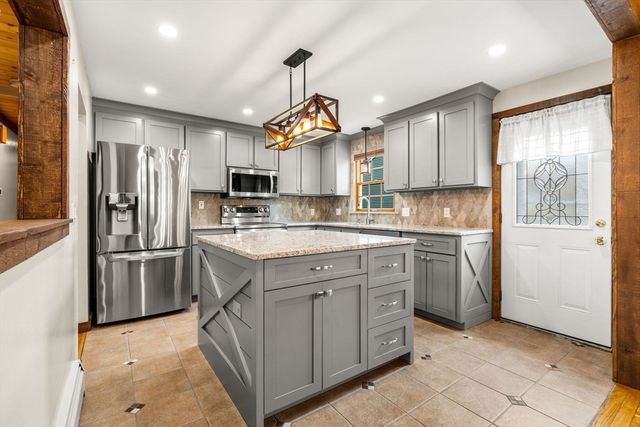 37 Home Street, Peabody, MA 01960