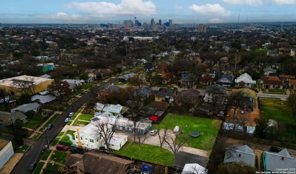 1017 Aganier Ave Apt 2, San Antonio, TX 78212