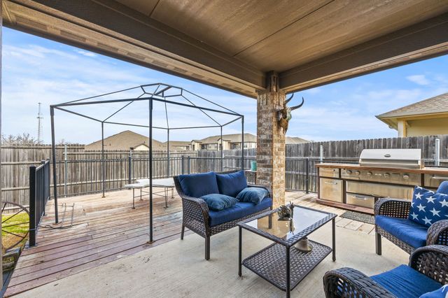 260 Marina Drive, Azle, TX 76020