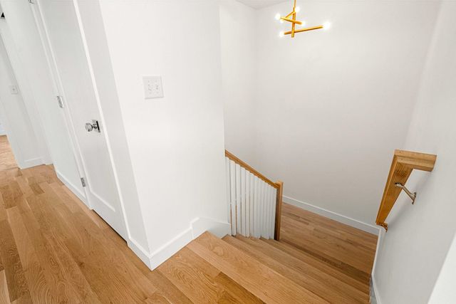 17 Lily Lane, Londonderry, NH 03053