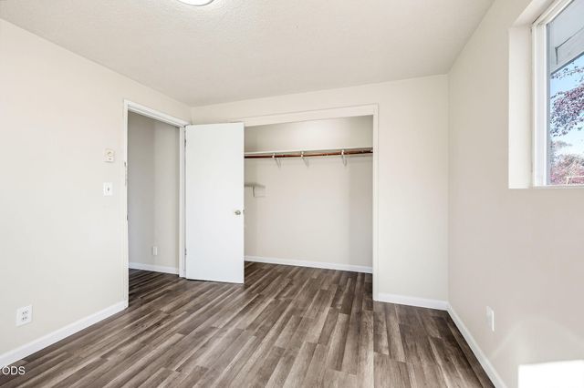 130 Sharon Drive, Phoenix, OR 97535