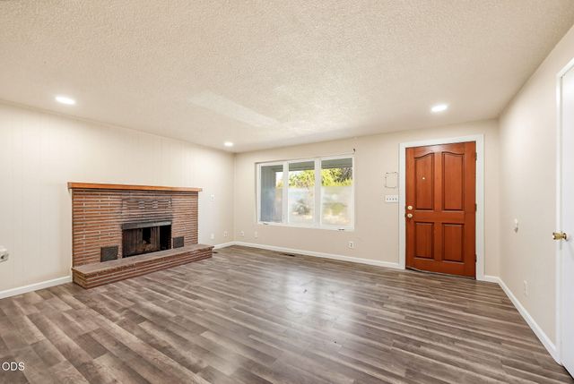 130 Sharon Drive, Phoenix, OR 97535