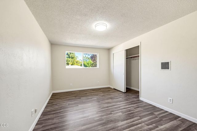 130 Sharon Drive, Phoenix, OR 97535