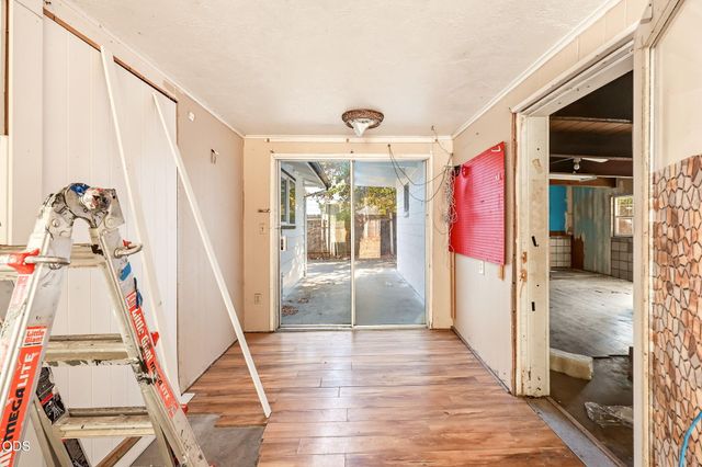 130 Sharon Drive, Phoenix, OR 97535