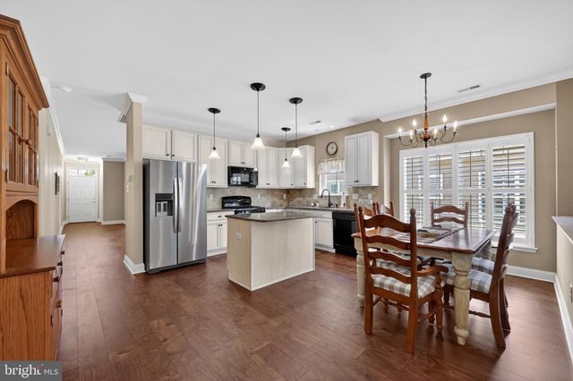 127 WEATHERBY LN, Glassboro, NJ 08028