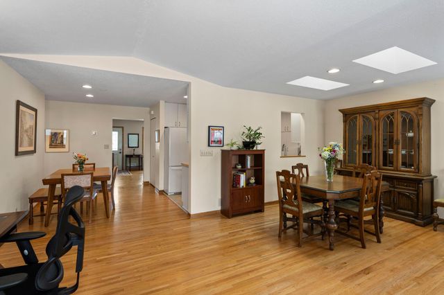 8425 Kell Avenue S, Bloomington, MN 55437