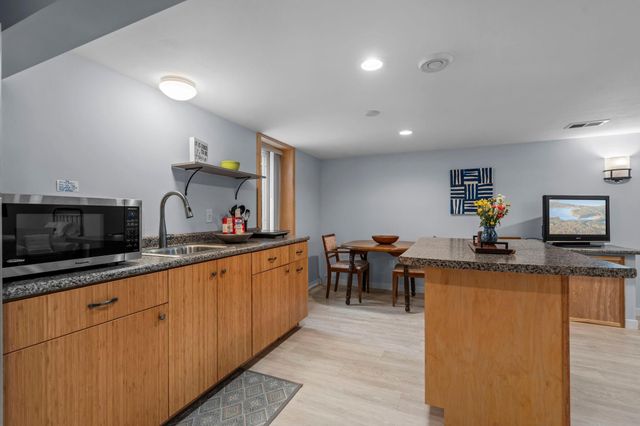 8425 Kell Avenue S, Bloomington, MN 55437