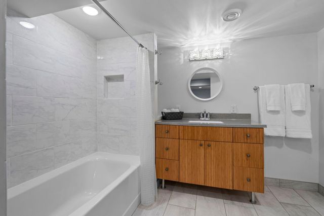 8425 Kell Avenue S, Bloomington, MN 55437