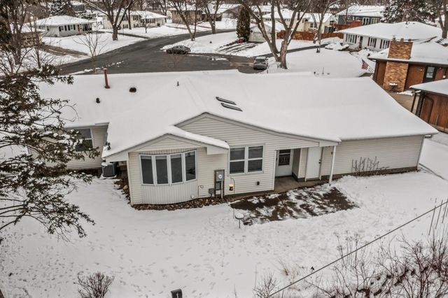 8425 Kell Avenue S, Bloomington, MN 55437