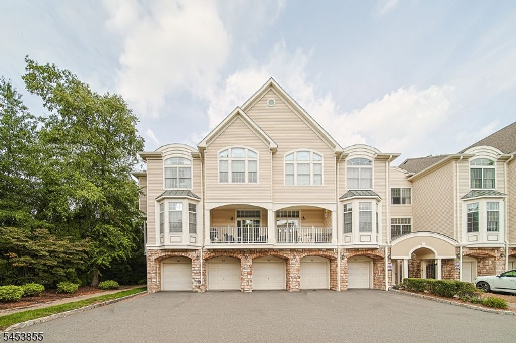 604 Turlington Ct 234, Livingston Twp., NJ 07039 — exterior