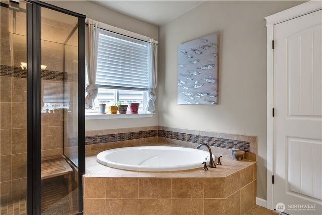 4129 Capri Court NE, Olympia, WA 98516