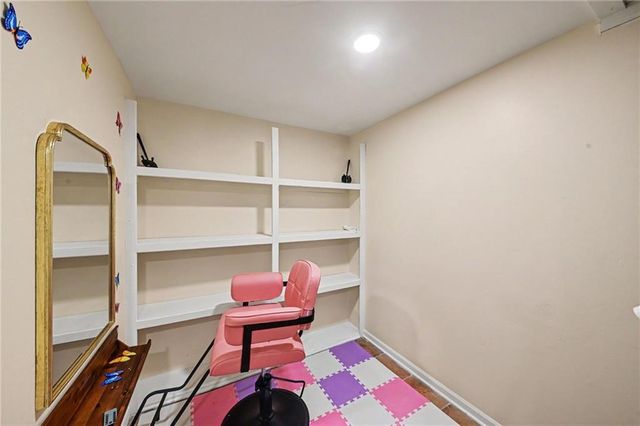 4927 Brockway Street, Shawnee, KS 66226