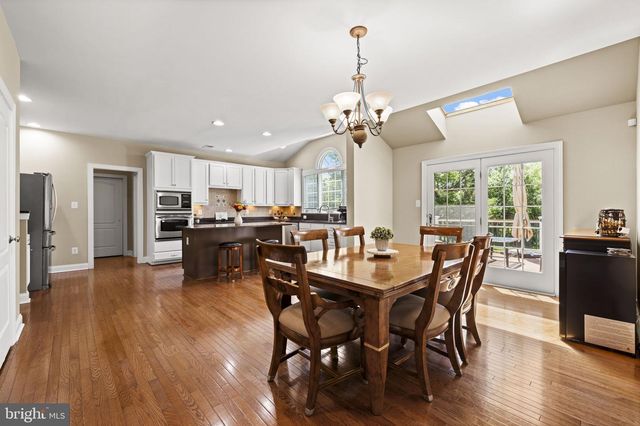 25785 FLYAWAY, Chantilly, VA 20152
