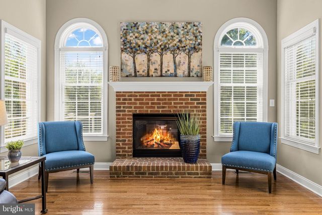 25785 FLYAWAY, Chantilly, VA 20152
