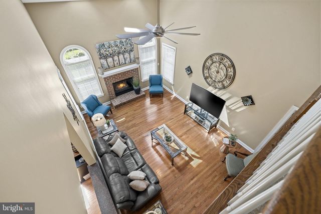25785 FLYAWAY, Chantilly, VA 20152