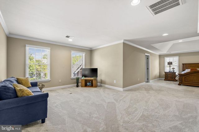 25785 FLYAWAY, Chantilly, VA 20152