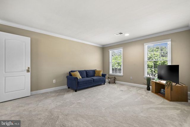 25785 FLYAWAY, Chantilly, VA 20152