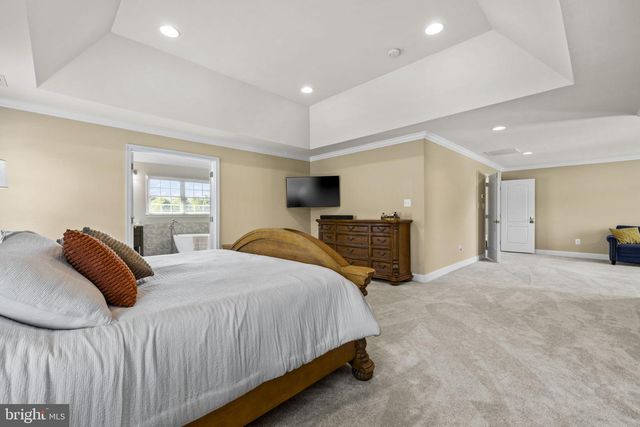 25785 FLYAWAY, Chantilly, VA 20152