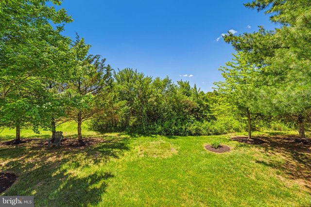 25785 FLYAWAY, Chantilly, VA 20152