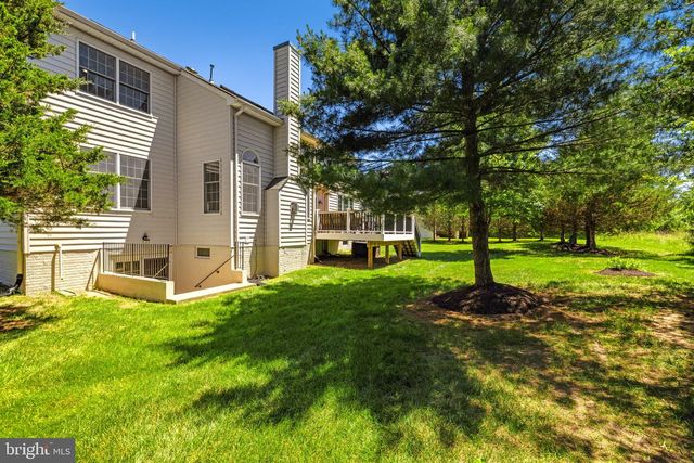 25785 FLYAWAY, Chantilly, VA 20152
