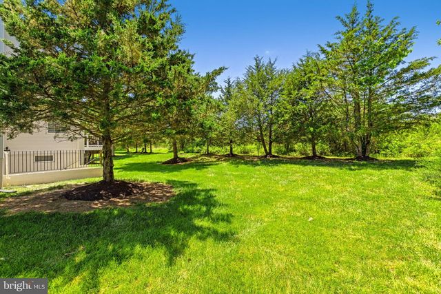 25785 FLYAWAY, Chantilly, VA 20152