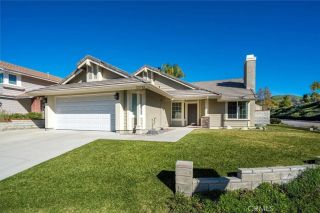 22701 Coral Way, Saugus, CA 91390