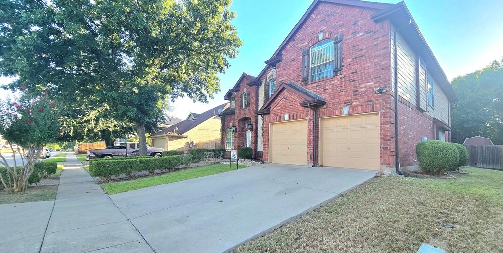 3455 Daisy Lane, Grand Prairie, TX 75052 — photo 3