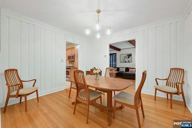 218 Everett Place, Englewood, NJ 07631