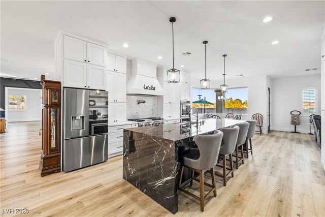 7580 Prancing Pony Court, Las Vegas, NV 89131