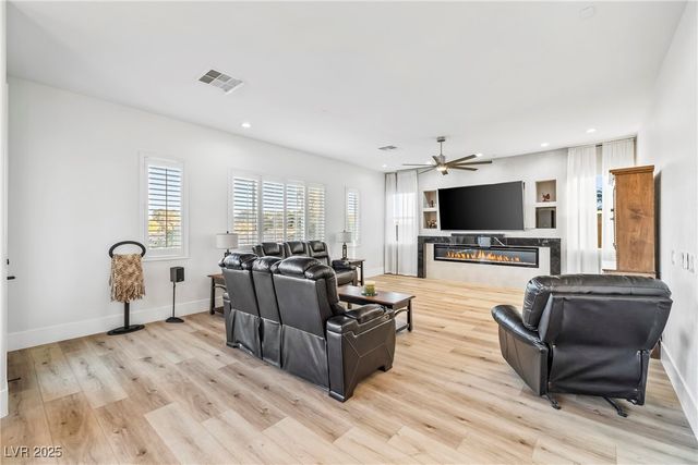 7580 Prancing Pony Court, Las Vegas, NV 89131