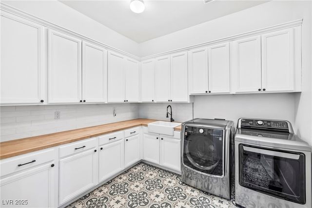 7580 Prancing Pony Court, Las Vegas, NV 89131