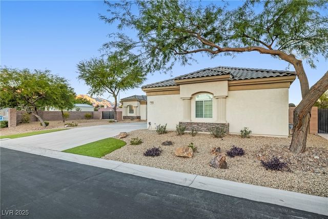 7580 Prancing Pony Court, Las Vegas, NV 89131