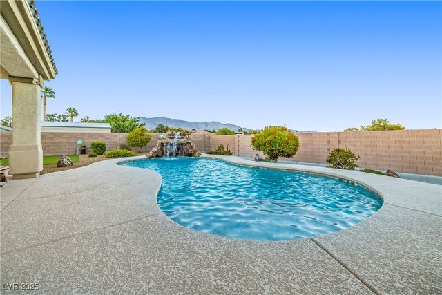 7580 Prancing Pony Court, Las Vegas, NV 89131