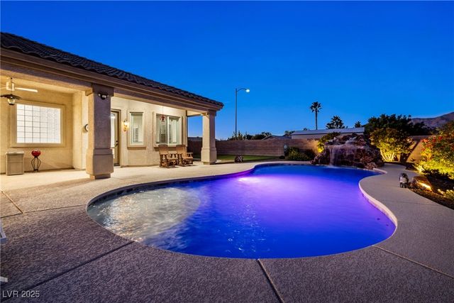 7580 Prancing Pony Court, Las Vegas, NV 89131