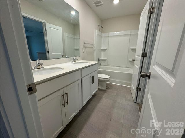 6424 Ellimar Field Lane, Charlotte, NC 28215