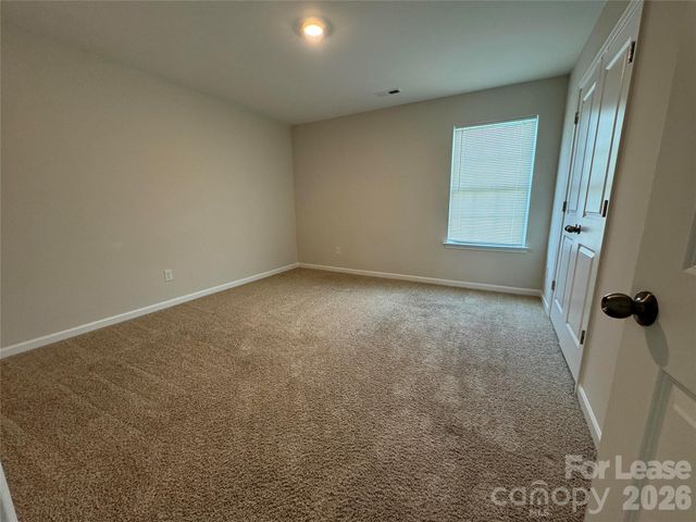 6424 Ellimar Field Lane, Charlotte, NC 28215