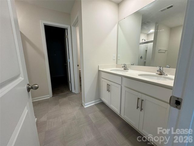 6424 Ellimar Field Lane, Charlotte, NC 28215