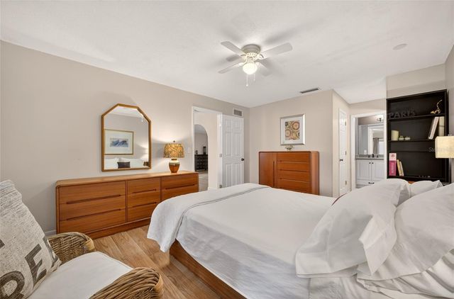 1018 BRADFORD DRIVE, Winter Park, FL 32792