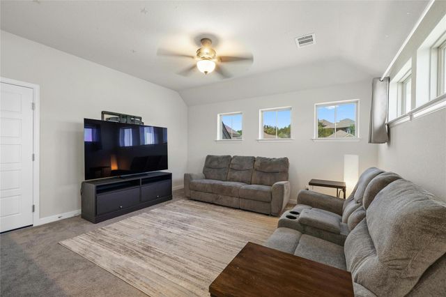 129 Saturnia DR, Georgetown, TX 78628