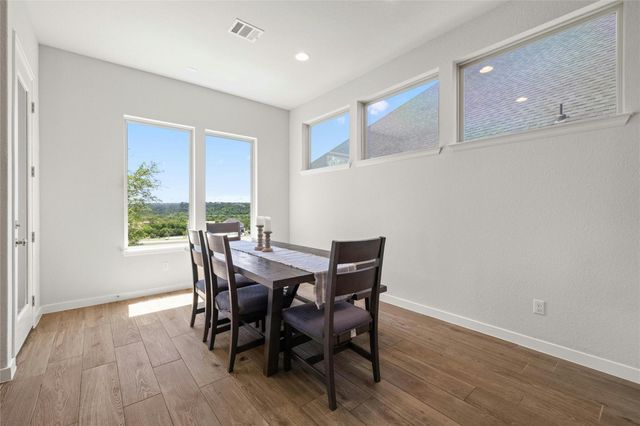 129 Saturnia DR, Georgetown, TX 78628