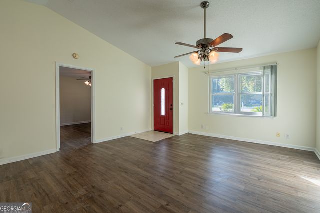 404 Potomac Court, St. Marys, GA 31558