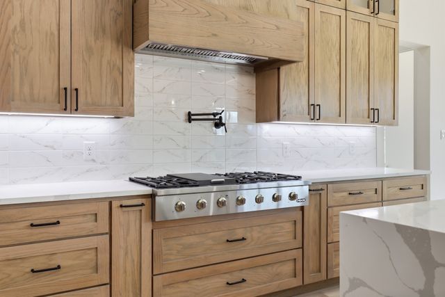 150 Briar Patch Road, Boyd, TX 76023