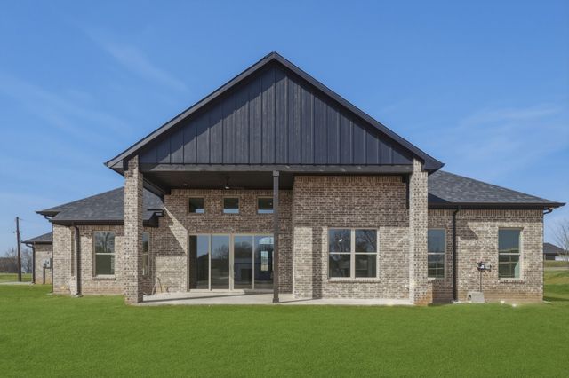 150 Briar Patch Road, Boyd, TX 76023