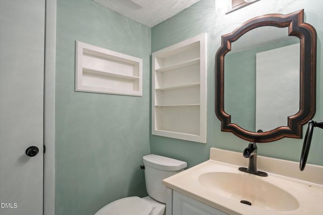 704 Hunting Ridge Road, Raleigh, NC 27615