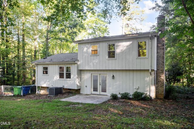 704 Hunting Ridge Road, Raleigh, NC 27615