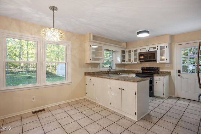 704 Hunting Ridge Road, Raleigh, NC 27615