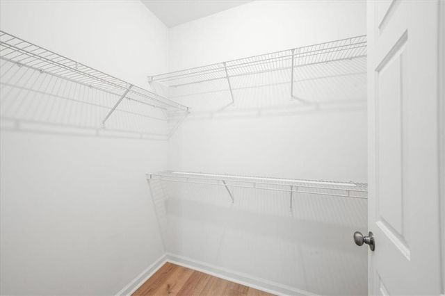 1217 Whitshire Way, Alpharetta, GA 30004